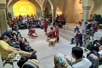 همزمان با ایام نوروز ، توسط گروه نمایشی نگار سبز زنده رود

اجرای نمایش خیابانی «چمدان» در اصفهان