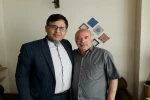 دیدار محمد ترابی رئیس انجمن هنرهای نمایشی استان اصفهان ، ودکتر عیدی رییس سازمان فرهنگی، اجتماعی و، ورزشی شهرداری اصفهان ازمحمد علی میاندار پیشکسوت تئاتر 3