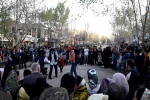 نمایش خیابانی« پس کوچه های اصفهان» توسط گروه نگار سبز زنده رود در اصفهان اجرا شد 2