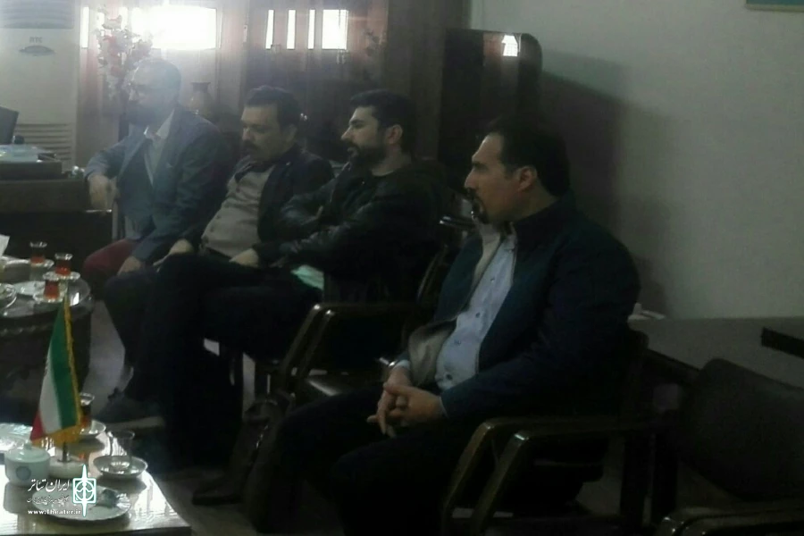 جلسه هم اندیشی و تعامل میان انجمن نمایش استان اصفهان و معاونت هنری اداره کل برگزار شد 2