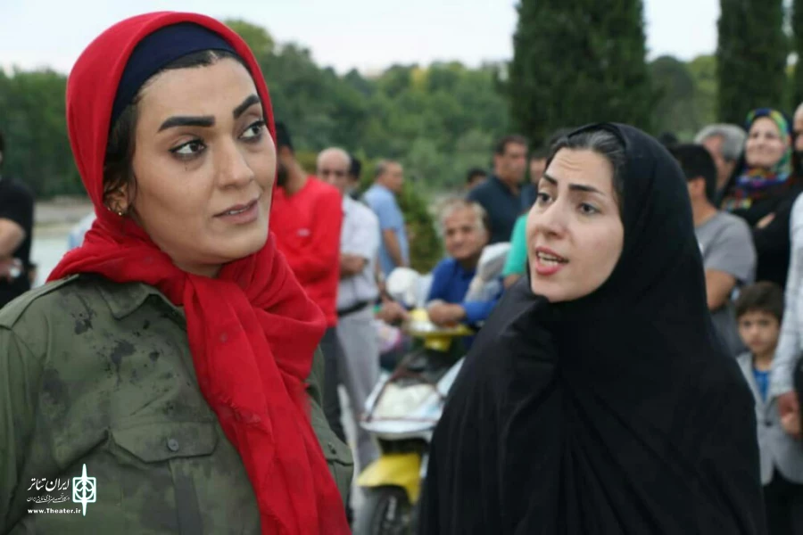 اجرای نمایش خیابانی «خانم فرمانده» به کارگردانی علیرضا شمس در اصفهان 2