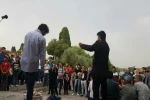 گزارش تصویری از اجرای نمایش خیابانی«مردی به نام عارض»به کارگردانی محمد رادمهر در اصفهان