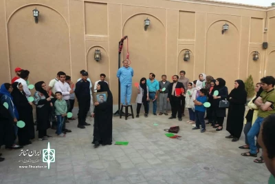در نقاط مختلف شهر خمینی شهر

اجرای نمایش خیابانی«پینگ پونگ در ملا عام پیرامون دار و درخت»