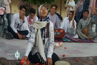 در نقاط مختلفی از شهر خمینی شهر

اجرای نمایش خیابانی«مین» در خمینی شهر