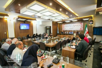 رونمایی از پوستر نمایش کلاغ ها در اصفهان