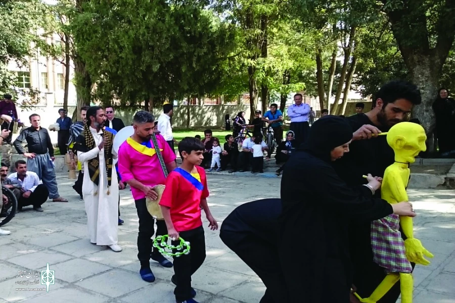 «دی زنگرو» نماینده تئاتر اصفهان در نوزدهمین جشنواره آیئنی سنتی تهران 2