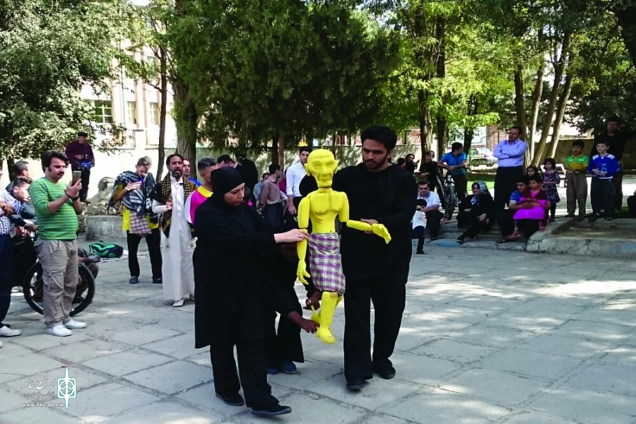 «دی زنگرو» نماینده تئاتر اصفهان در نوزدهمین جشنواره آیئنی سنتی تهران 2