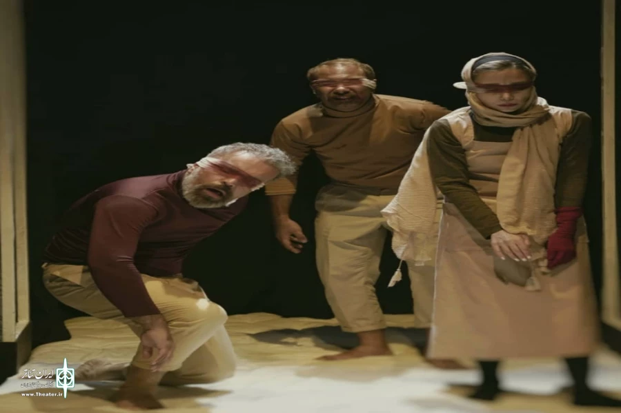 نمایش «بی پدر»روی صحنه رفت 2