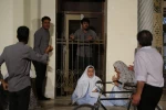 نمایش «باغ زرشک» در اصفهان به روی صحنه رفت 3