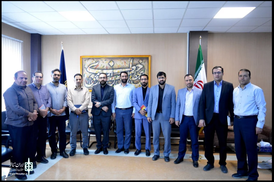 دیدار دبیر جشنواره تئاتر مقاومت با هنرمندان سه استان کشور 2