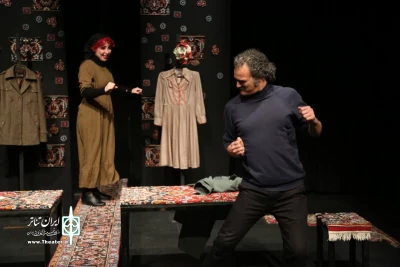 به کارگردانی پیمان کریمی

نمایش نمایش «رومئو ژولیت و دوشاخه گل رز» در اصفهان میزبان تماشاگران شد