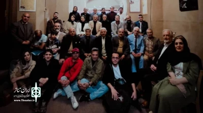به همت تماشاخانه خصوصی نصر

بزرگداشت روز جهانی تئاتر در کاشان برگزار شد